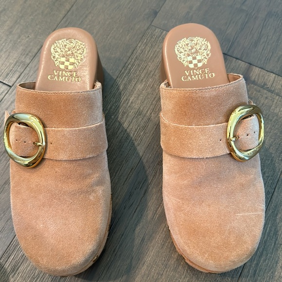 Vince Camuto Clogs - Picture 5 of 5